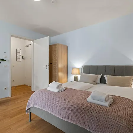 Ma - Cozy 2p - Location - Private Parking Apartment *