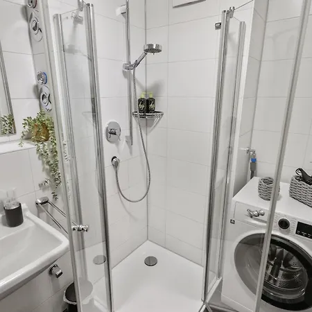 Ma - Cozy 2p - Location - Private Parking Apartment *